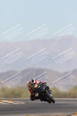 media/Oct-26-2025-Race Pace (Sun) [[c1447ca738]]/Non Verified (1st 20 Minutes of every Hour)/4-Turn 14 (1110am)/